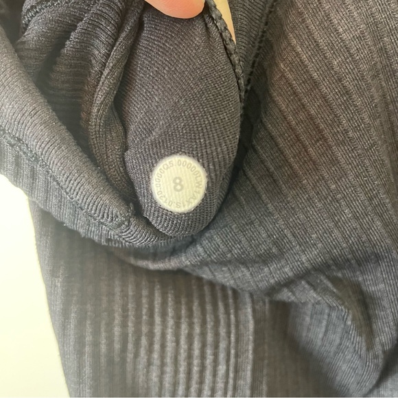 Lululemon Ebb To Street Tank II Size 8 - Picture 7 of 9